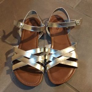 Gold Cherokee Salt Water lookalikes